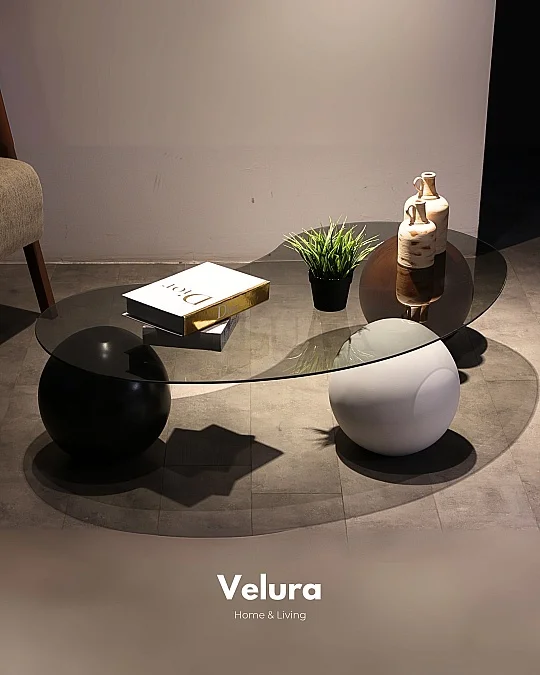 Küre Orta Sehpa - 1 Siyah Top & 1 Beyaz Top & 1 Ceviz Top - Fasulye - Füme Cam