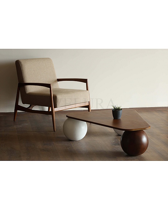 Küre Orta Sehpa - 2 Beyaz Top & 1 Ceviz Top - Üçgen - Ceviz Mdf