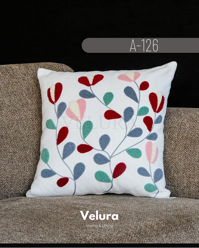 Keten Kumaş ve Nakış İşlemeli Desenli Kırlent - A126