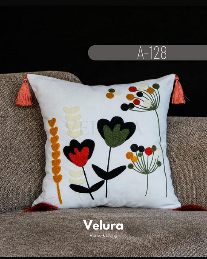 Keten Kumaş ve Nakış İşlemeli Desenli Kırlent - A128