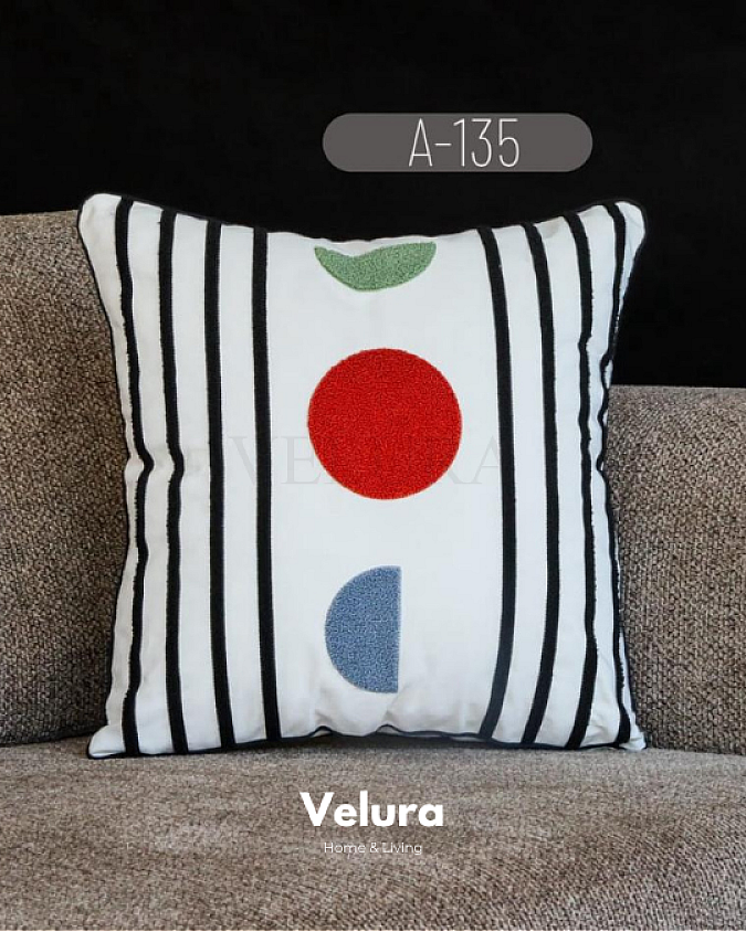 Keten Kumaş ve Nakış İşlemeli Desenli Kırlent - A135