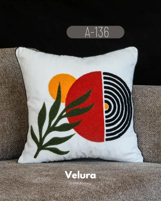 Keten Kumaş ve Nakış İşlemeli Desenli Kırlent - A136