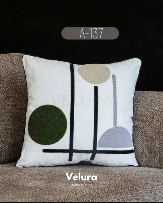 Keten Kumaş ve Nakış İşlemeli Desenli Kırlent - A137