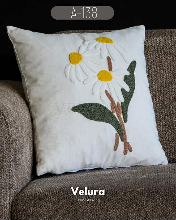 Keten Kumaş ve Nakış İşlemeli Desenli Kırlent - A138