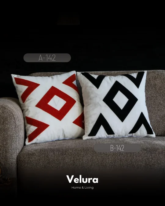 Keten Kumaş ve Nakış İşlemeli Desenli Kırlent - AB142