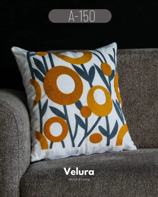 Keten Kumaş ve Nakış İşlemeli Desenli Kırlent - A150