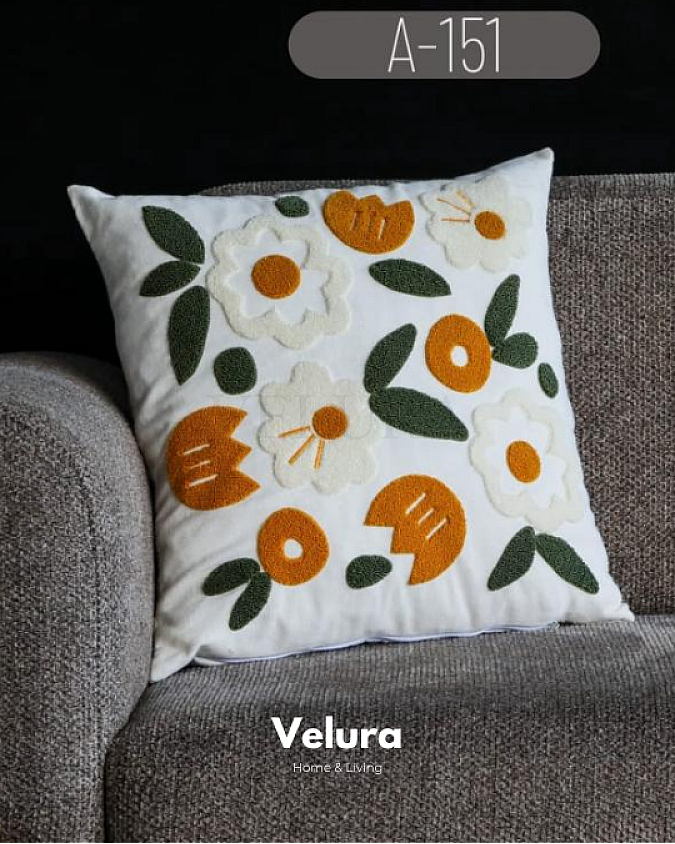 Keten Kumaş ve Nakış İşlemeli Desenli Kırlent - A151