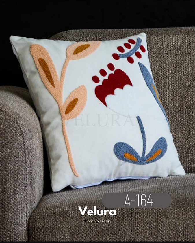 Keten Kumaş ve Nakış İşlemeli Desenli Kırlent - A164