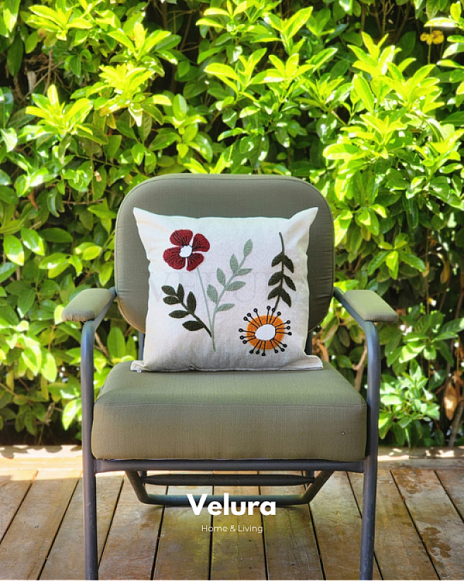 Keten Kumaş ve Nakış İşlemeli Desenli Kırlent - A14