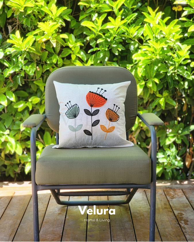 Keten Kumaş ve Nakış İşlemeli Desenli Kırlent - A15