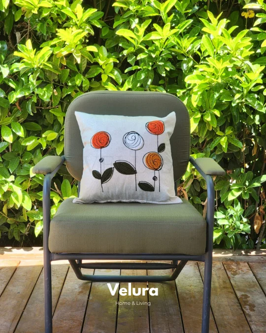 Keten Kumaş ve Nakış İşlemeli Desenli Kırlent - A2