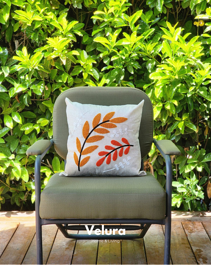 Keten Kumaş ve Nakış İşlemeli Desenli Kırlent - A3