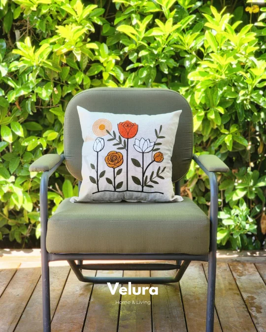 Keten Kumaş ve Nakış İşlemeli Desenli Kırlent - A4