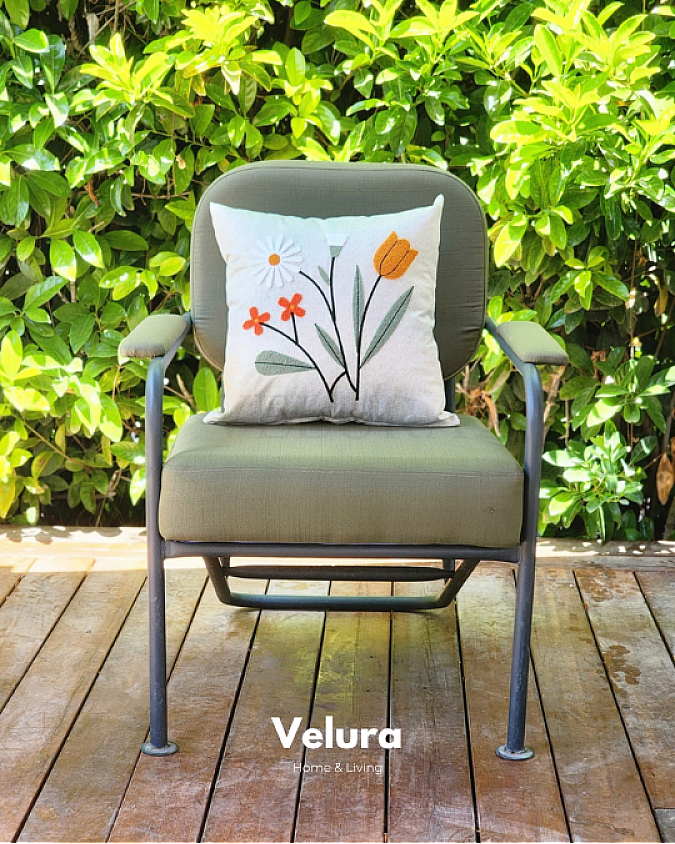 Keten Kumaş ve Nakış İşlemeli Desenli Kırlent - A5