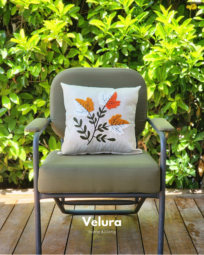 Keten Kumaş ve Nakış İşlemeli Desenli Kırlent - A6