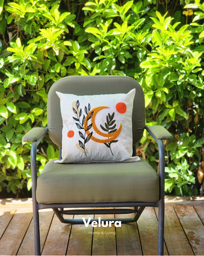 Keten Kumaş ve Nakış İşlemeli Desenli Kırlent - A8