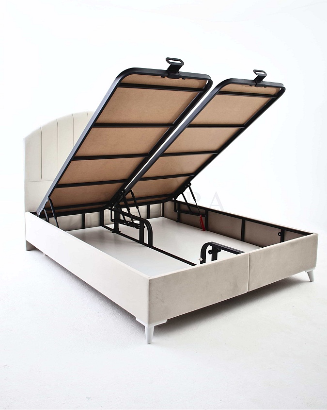 Serenity Baza - Başlık