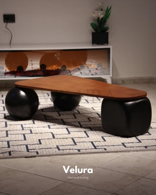 Zaro Düz Siyah Sehpa - Üçgen Ceviz Mdf