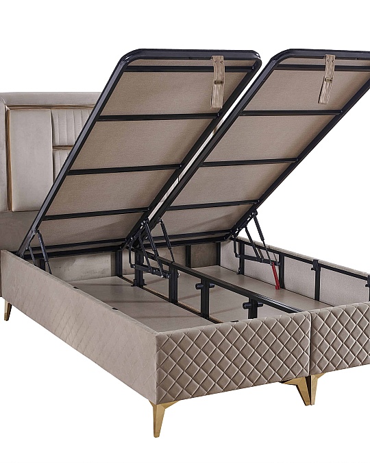 Naturel Baza - Başlık