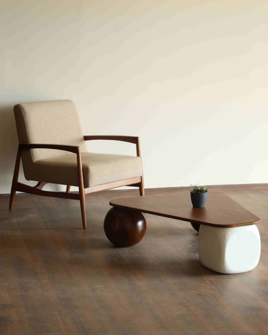 Küre Ahşap Orta Sehpa - C.Üçgen & B.Zar & 2 Ceviz