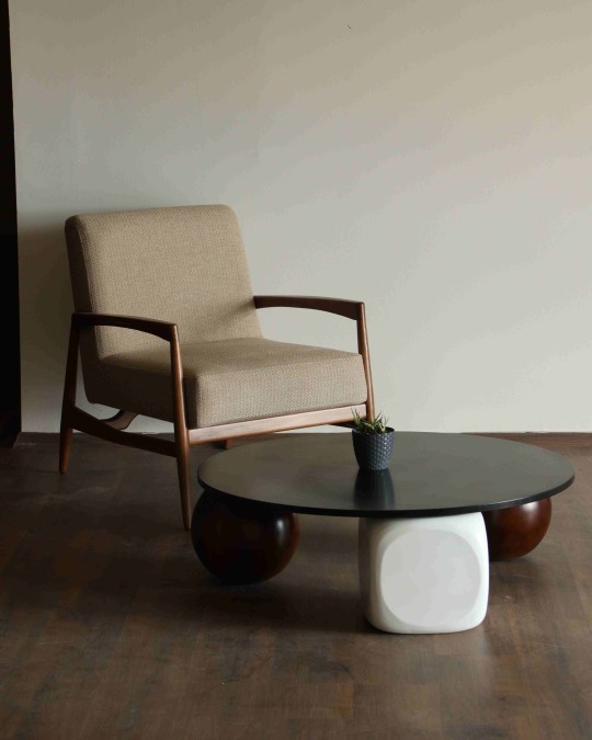 Küre Ahşap Orta Sehpa - S.Yuvarlak & B.Zar & 2 Ceviz